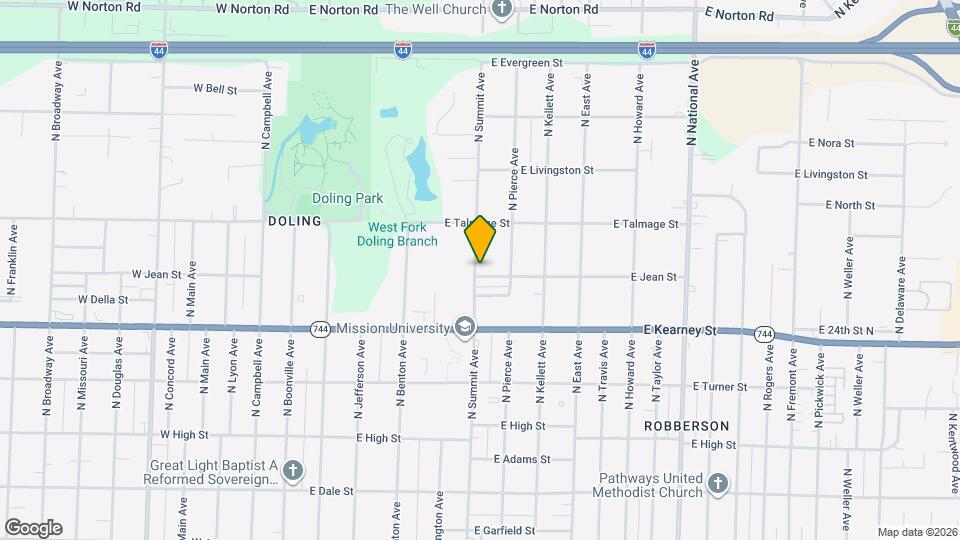 2500 N Summit Ave Map and Location Details