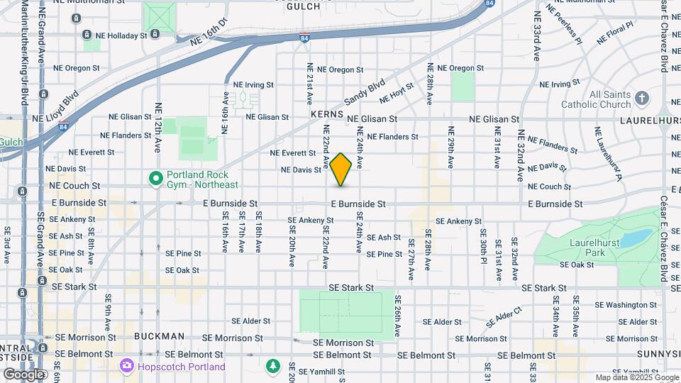 2230-2236 NE Couch St Map and Location Details