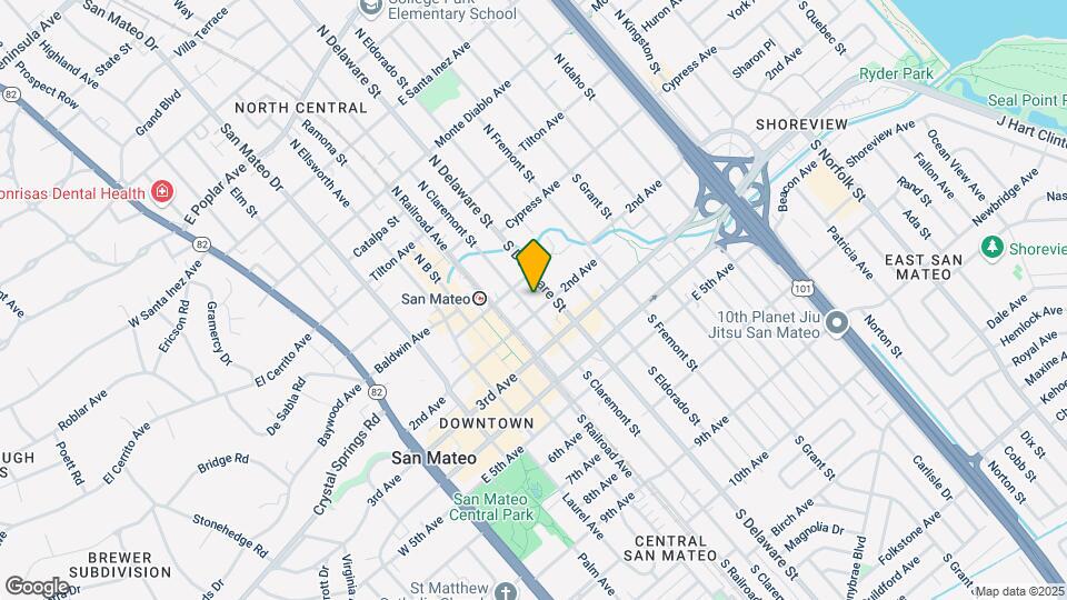 123 S Claremont St Mapa y Detalles de la Ubicación
