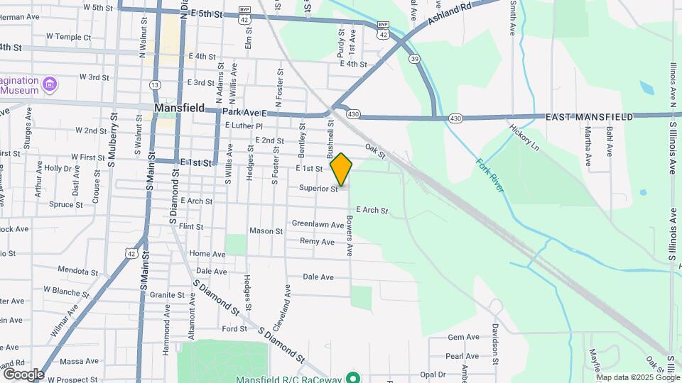 320 Superior St Map and Location Details