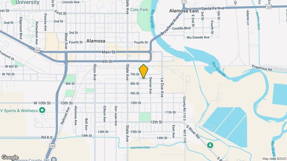 423 8th St Map and Location Details