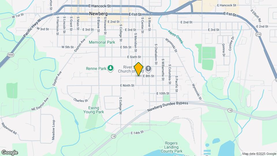 908 E 8th St Map and Location Details