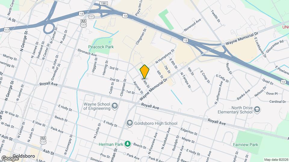 911 E 4th St Map and Location Details