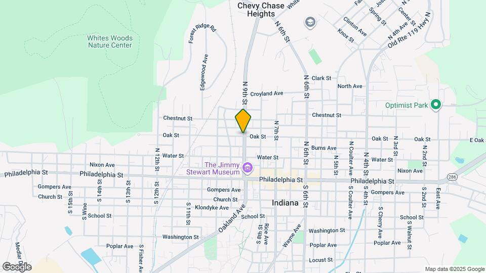 902 Oak St Map and Location Details