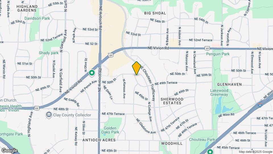 4943 NE Gladstone Ave Map and Location Details