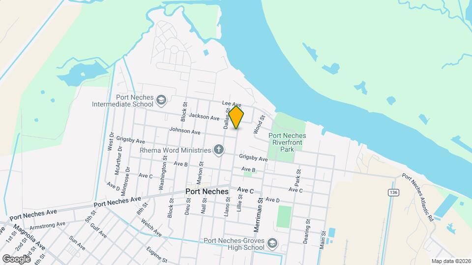 824 Llano St Map and Location Details
