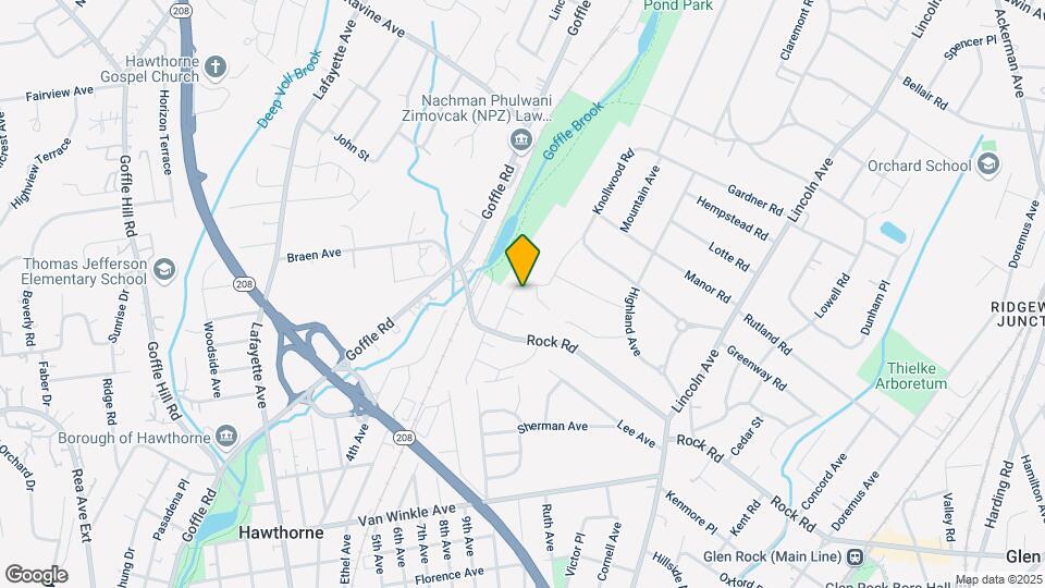 571 Knollwood Rd Map and Location Details